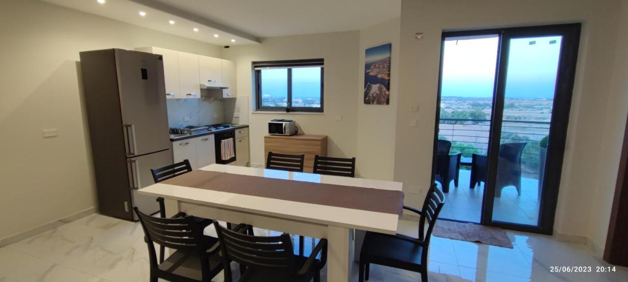 Skyline Court Holiday Apartments Hal Ghaxiak Exterior foto